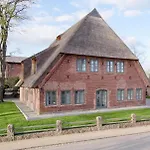 Antik-hof Konukevi 3*